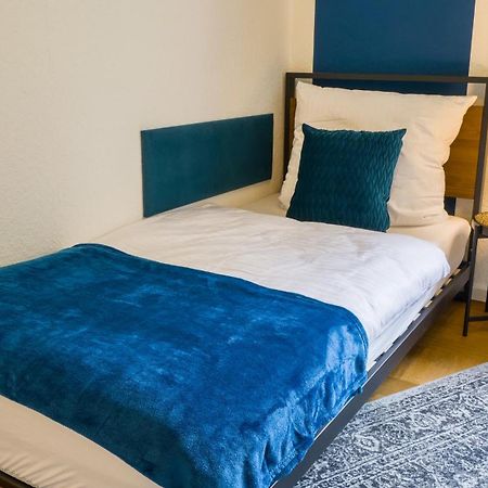 Gross, Modern, Zentrumsnah Mit Parkplatz Und Garten Ulm Eksteriør bilde